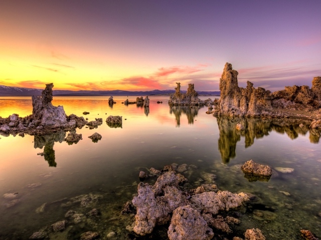 Закат на берегу