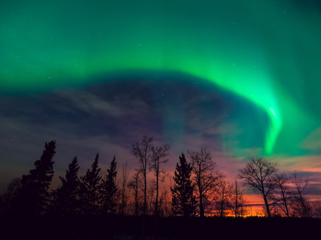 Северное сияние на закате