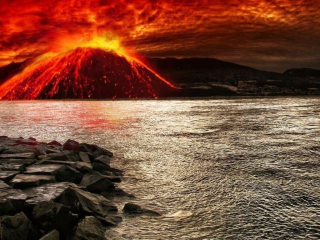 Вулкан извергается у воды