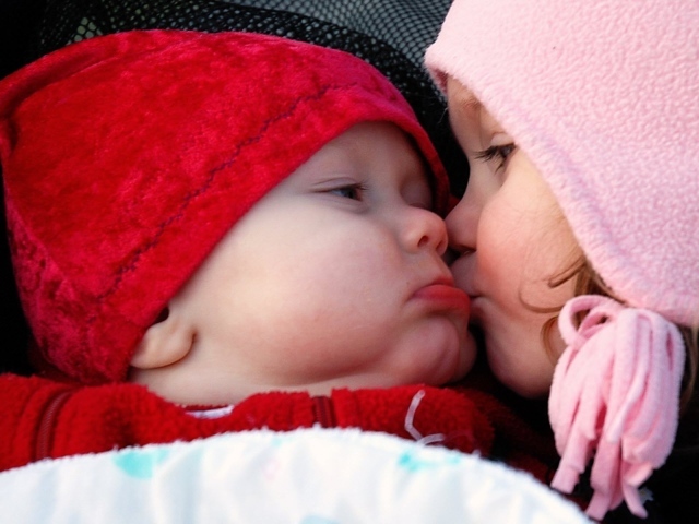 Детский поцелуй