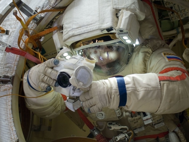 Российский космонавт