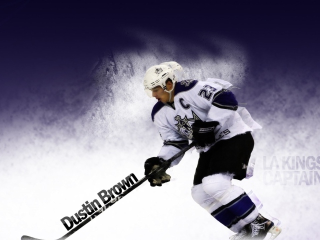 Известный Хоккеист Дастин Браун