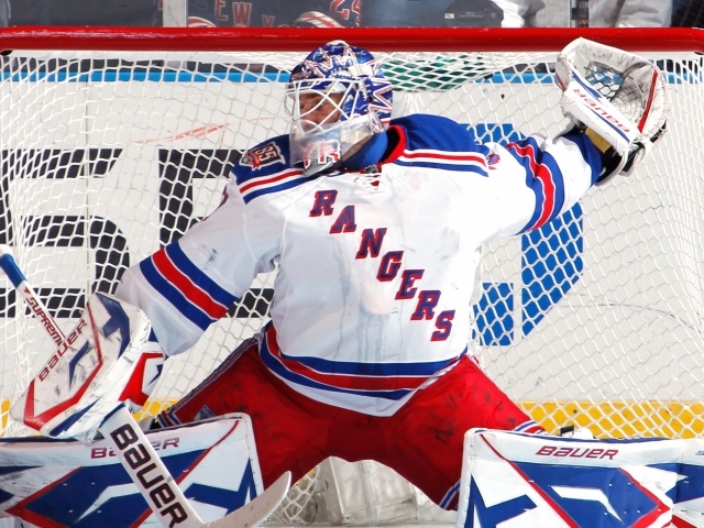 Хоккеист Нью-Йорк Рейнджерс Хенрик Лундквист