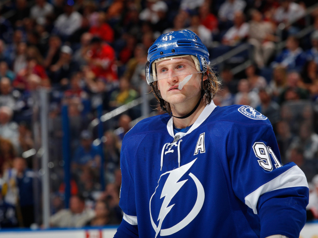 Хоккеист Тампа-Бэй Стивен Стэмкос