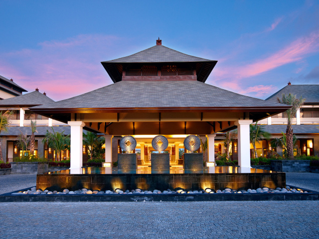 Роскошный отель на Бали