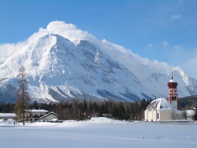 Альпы на курорте Зеефельд, Австрия