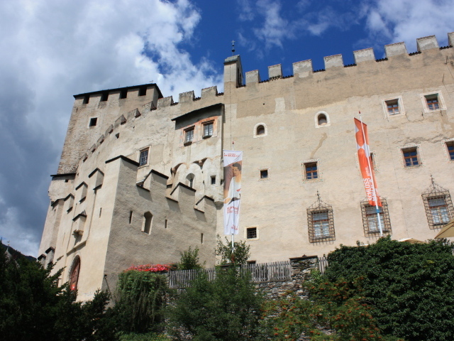 Замок на курорте Лиенц, Австрия