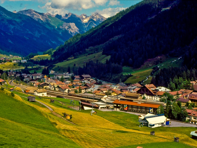 Город на горнолыжном курорте Сант Антон, Австрия