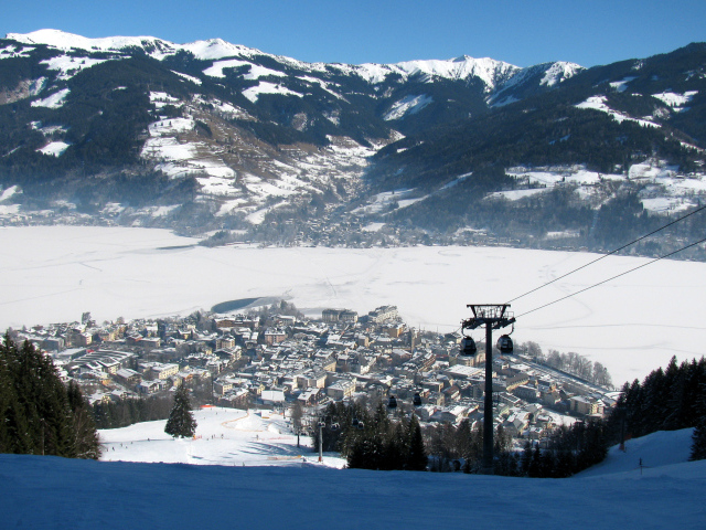 Панорама на курорте Цель-ам-Зее, Австрия