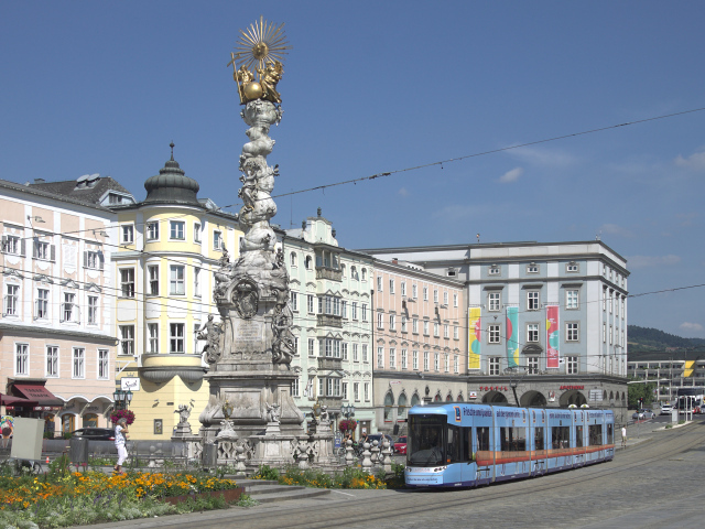 Скульптура на площади в городе Линц, Австрия