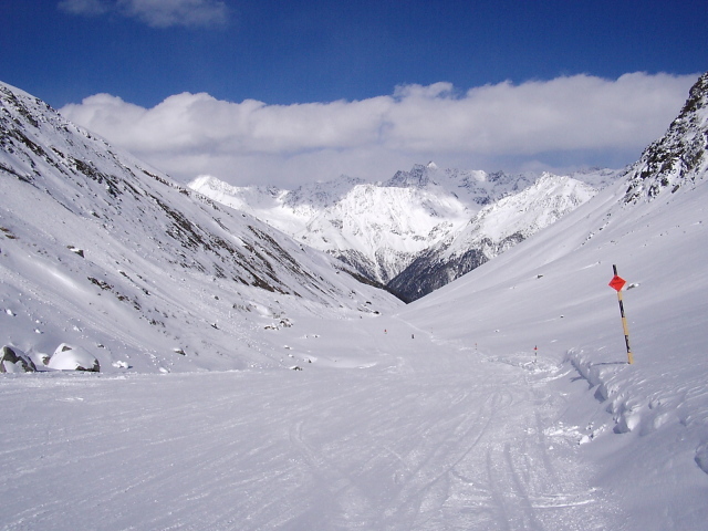 Лыжная трасса на горнолыжном курорте Зёльден, Австрия