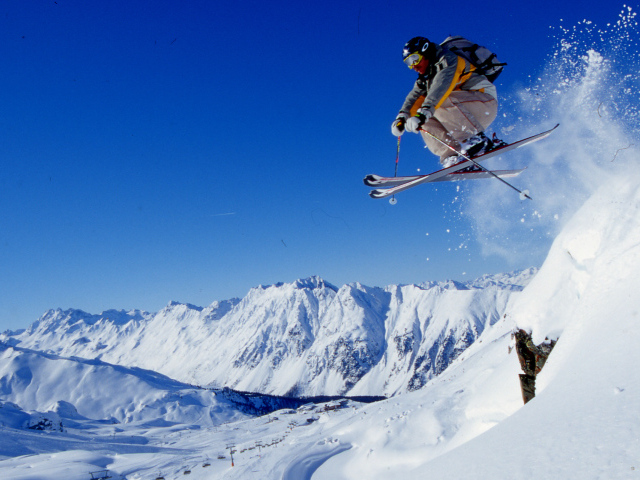 Катание на лыжах на горнолыжном курорте Ишгль, Австрия