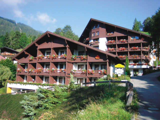 Городские дома на горнолыжном курорте Бад Кляйнкирххайм, Австрия
