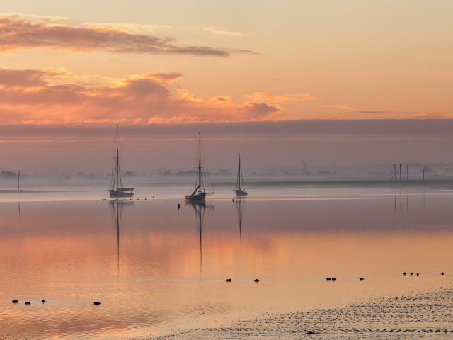 Восход солнца над Молдон, Эссекс, Великобритания