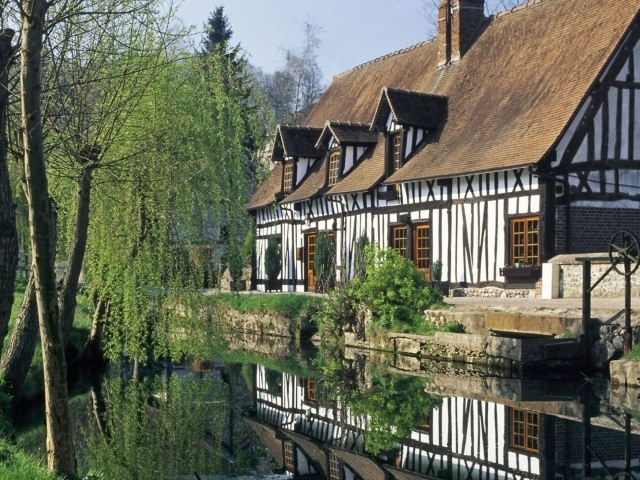 Дом в Нормандии, Франция