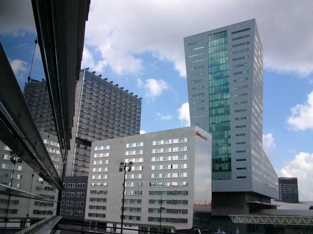 Офисные здания в городе Лилль, Франция