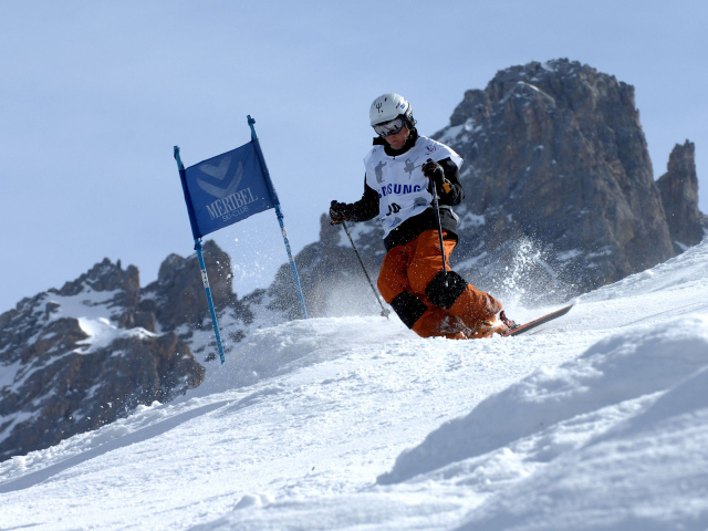 Катание на лыжах на горнолыжном курорте Мерибель, Франция