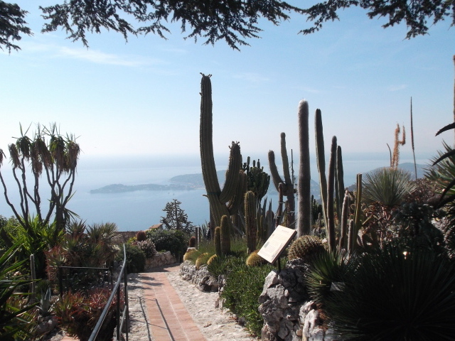 Дорожка на курорте Эз, Франция