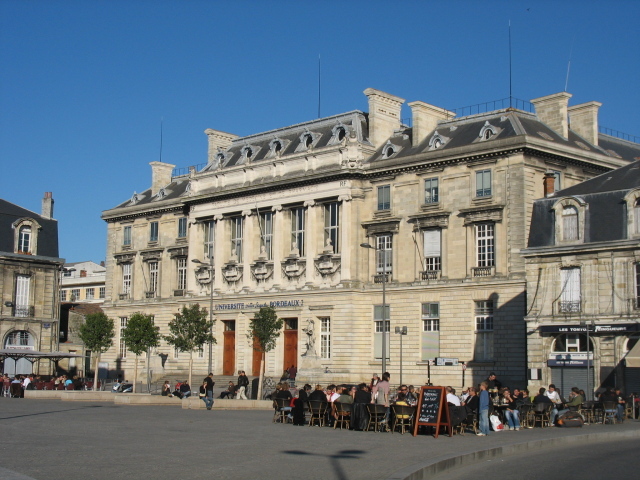 Университет в Бордо, Франция