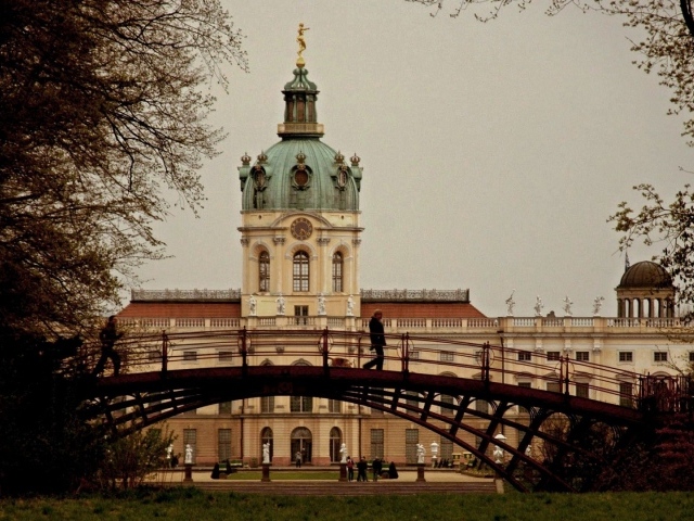 Парковый мост в Берлине