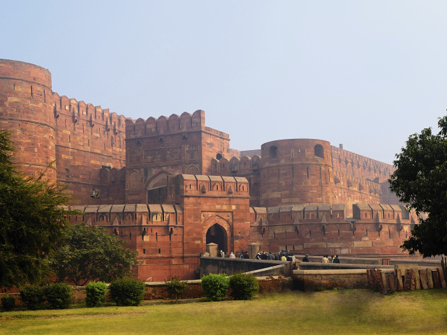 Осенний отпуск в Агре