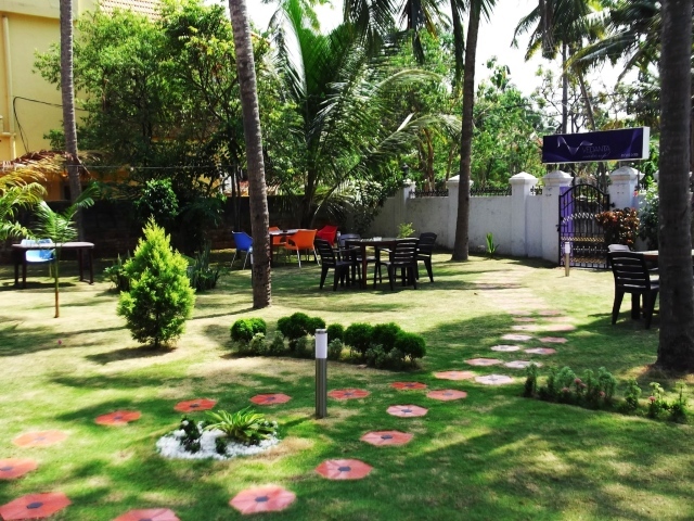 Сад в Варкале