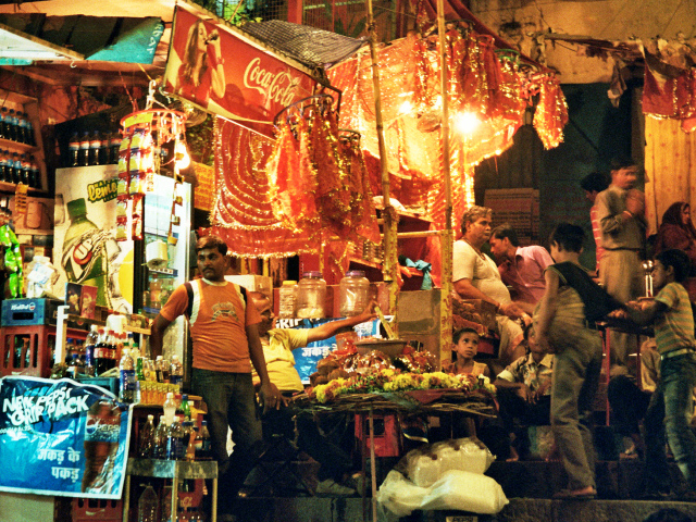 Ночной рынок в Варанаси