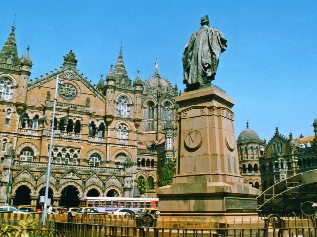Железнодорожный вокзал в Мумбае