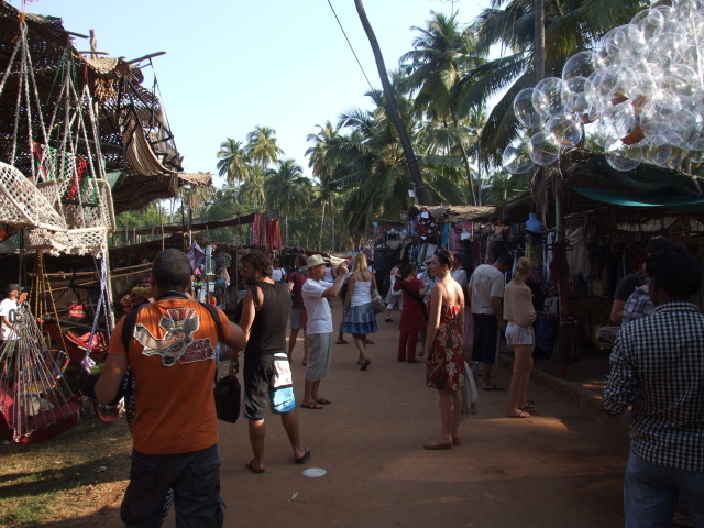 Известный рынок в Анджуне