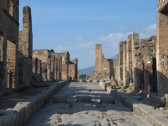 Древняя улица в Помпеях, Италия