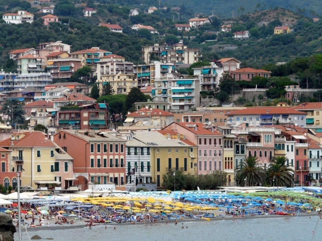 Осенний отдых на курорте Челле Лигуре, Италия