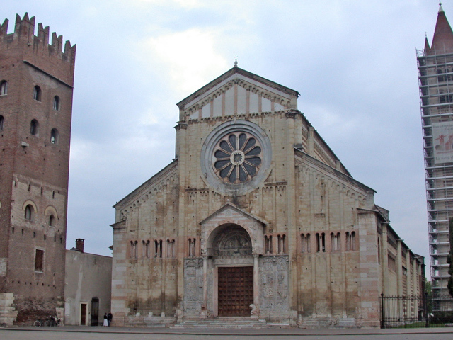 Собор в Вероне, Италия