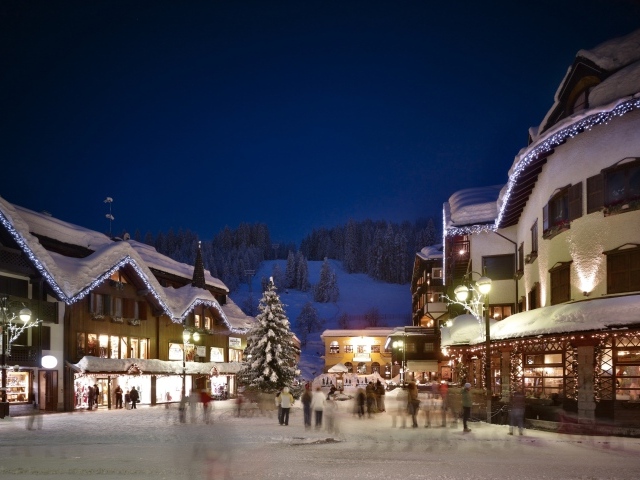 Рождество на горнолыжном курорте Мадонна ди Кампильо, Италия