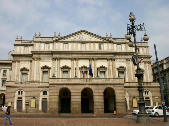 Оперный театр Ла Скала в Милане, Италия