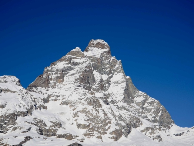 Гора на горнолыжном курорте Червиния, Италия