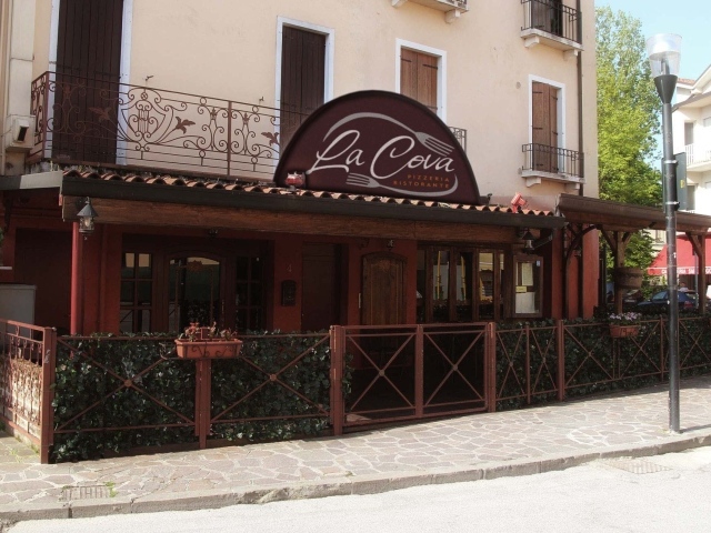 Пиццерия на курорте Абано Терме, Италия