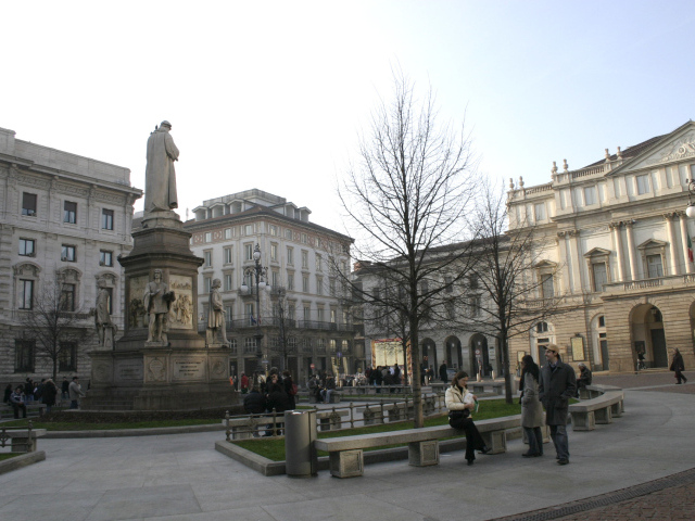 Сквер в Милане, Италия