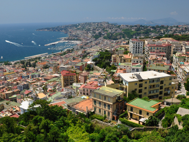 Вид с холма в Неаполе, Италия
