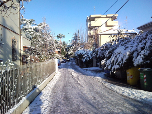 Зимний пейзаж на курорте в Римини, Италия