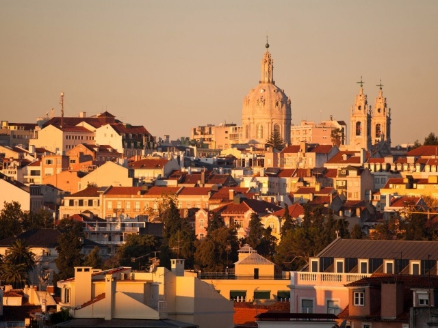 Предзакатный вид в Лиссабоне