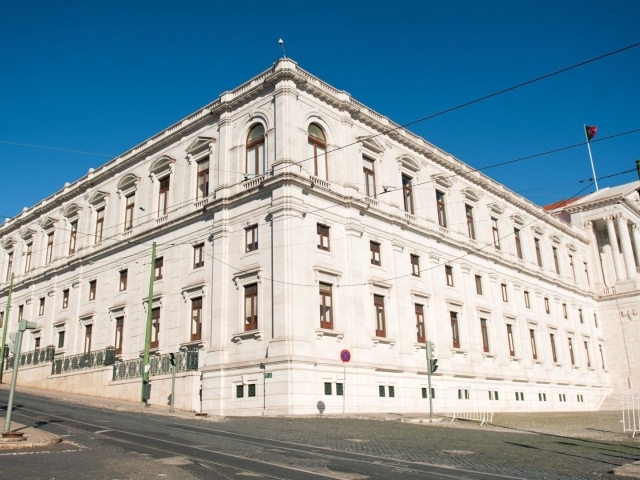 Здание парламента в Лиссабоне