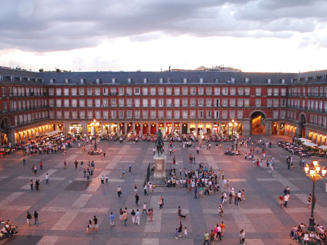 Площадь в Мадриде