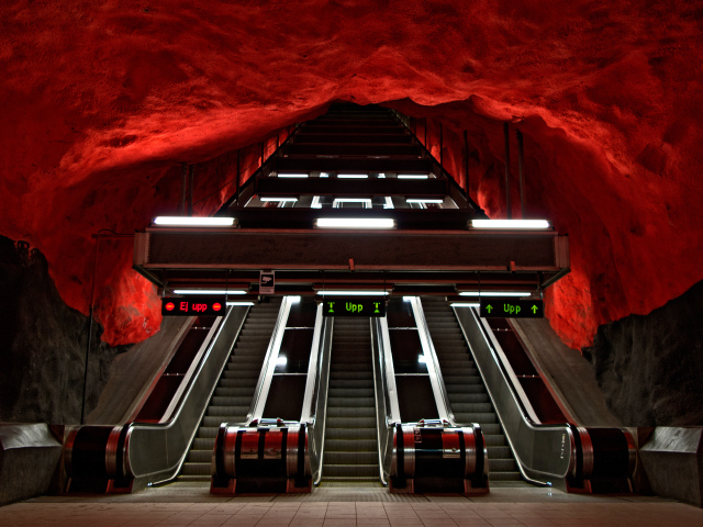 Станция метро в Стокгольме, Швеция