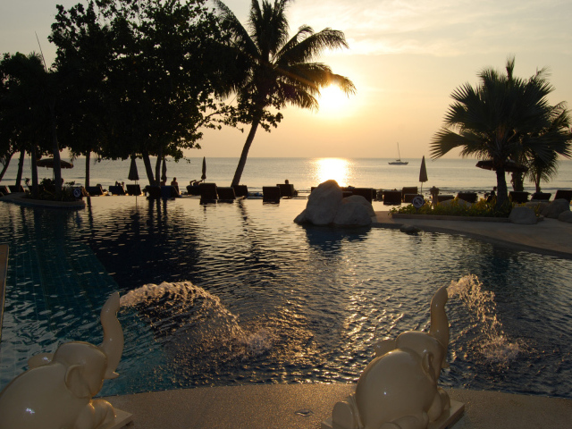 Отель на берегу на острове Чанг, Таиланд