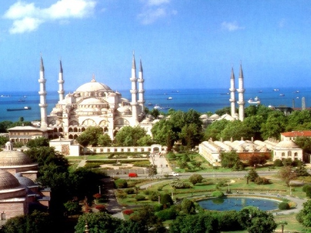 Старинный храм в Стамбуле