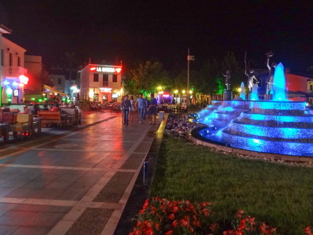 Ночная прогулка по Мармарис, Турция