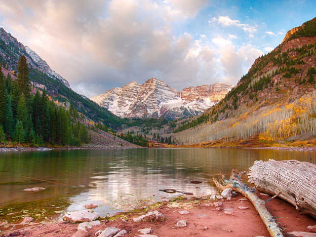 Озеро в штате Колорадо, США