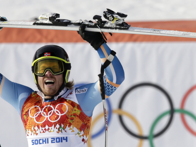  Обладатель золотой и бронзовой медали в дисциплине горные лыжи Хьетиль Янсруд в Сочи