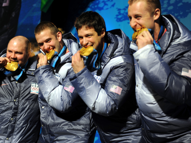 Стивен Холкомб американский бобслеист обладатель двух бронзовых медалей