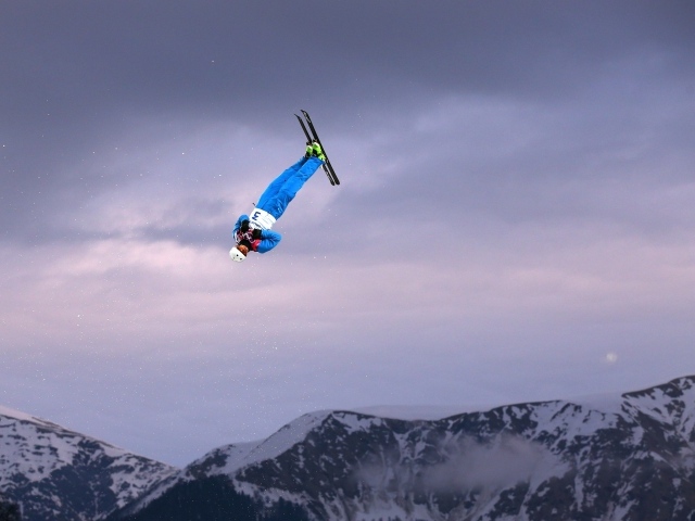 Антон Кушнир белорусский фристайлист обладатель золотой медали в Сочи